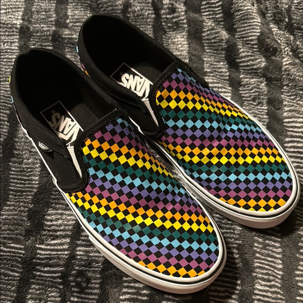 Vans Women’s Multicolor Checkered Sneakers Slip-On Style
